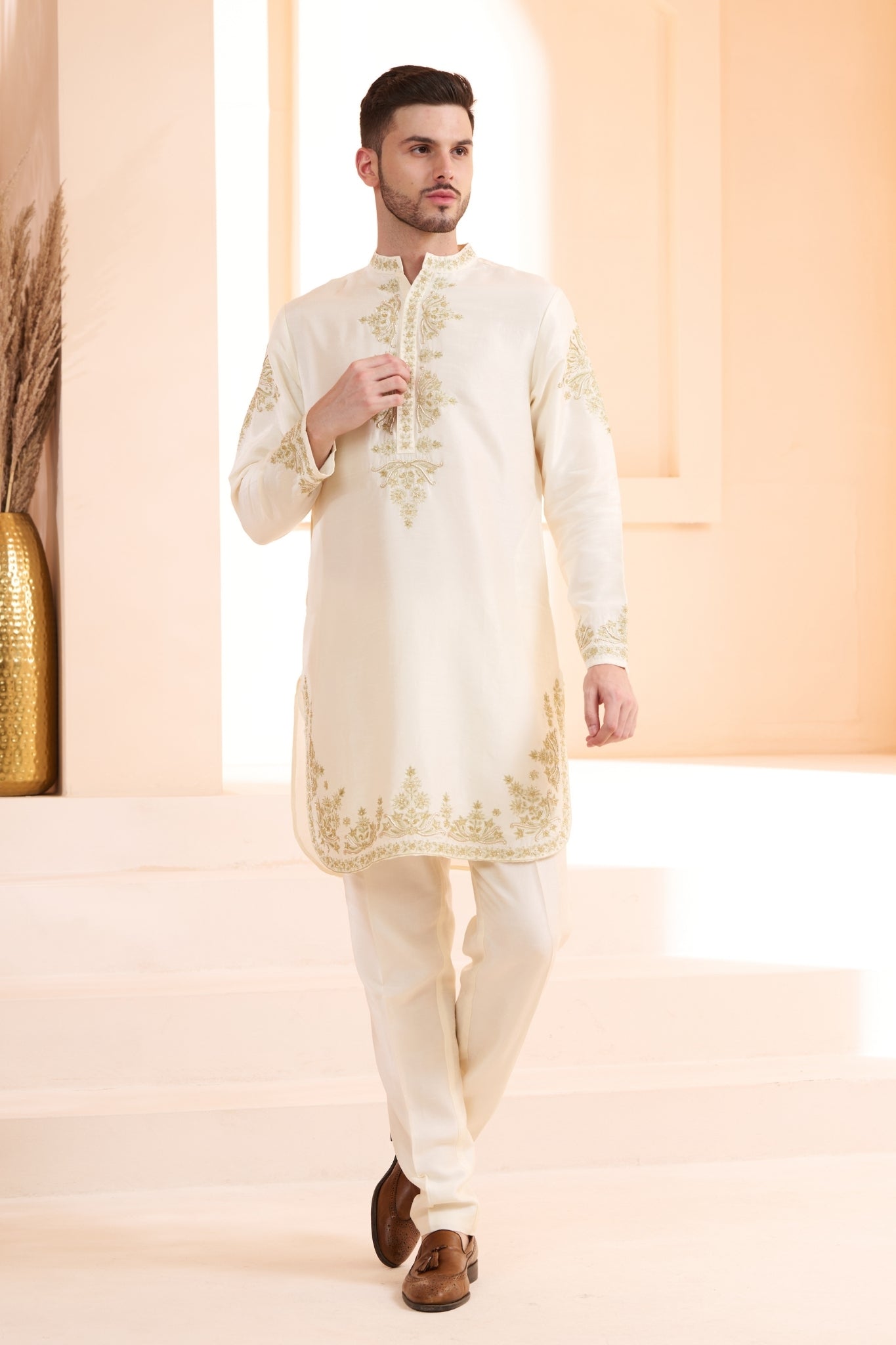 Hand Embroidered Zardozi Kurta Pajama Set