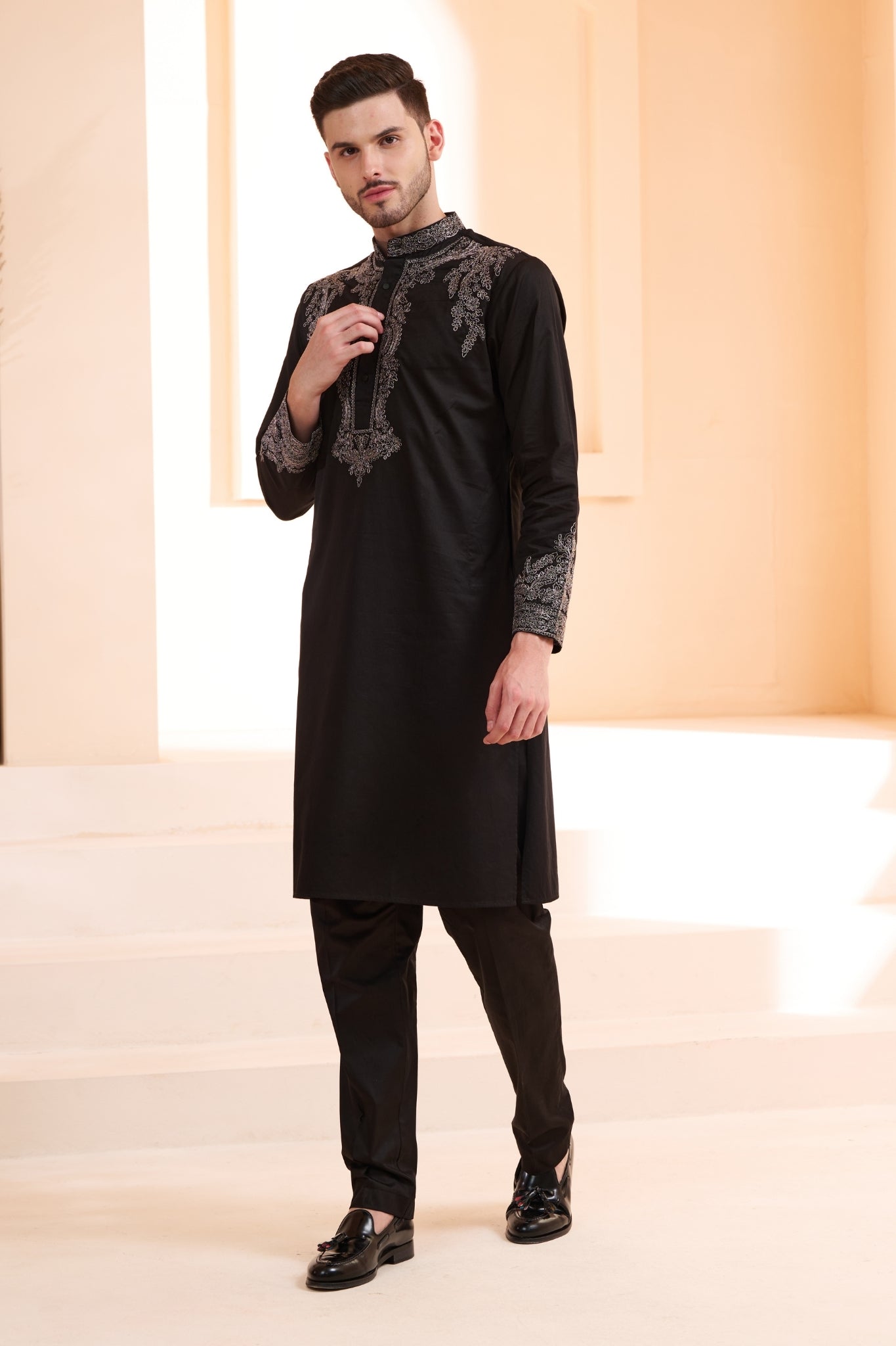 Emrboidered Zari Dori Work Kurta Pajama Set