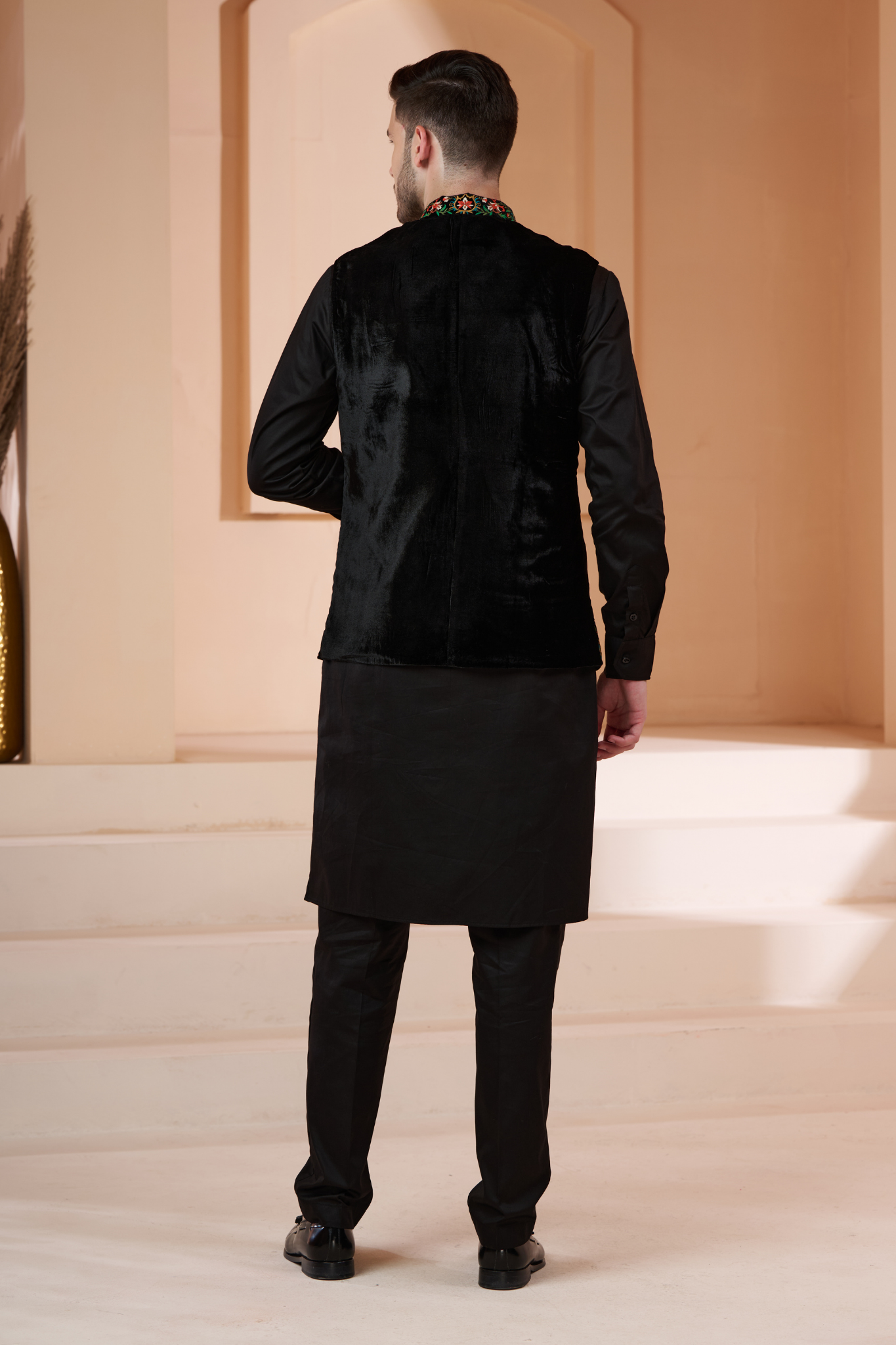 Embroidered Velvet Nehru Jacket , Men's Bandi