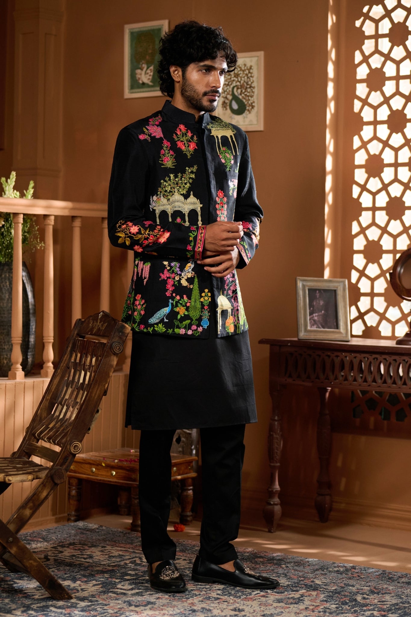 Taroob Mor-Mahal Mughal Kalamkari Bandhgala