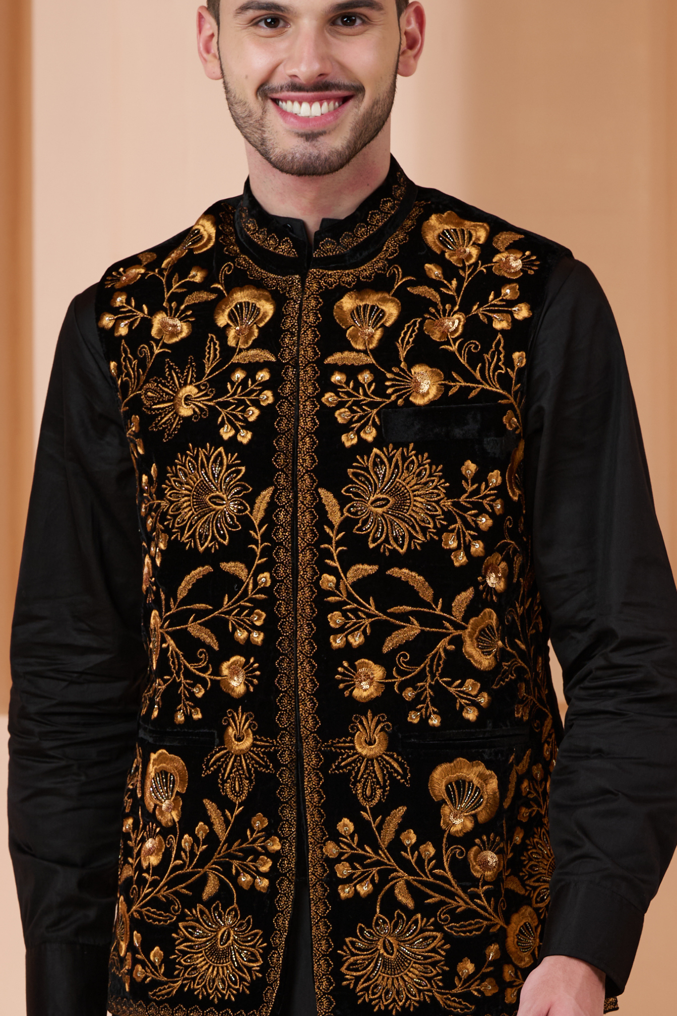 Embroidered Velvet Vogue Nehru Jacket , Men's Bandi