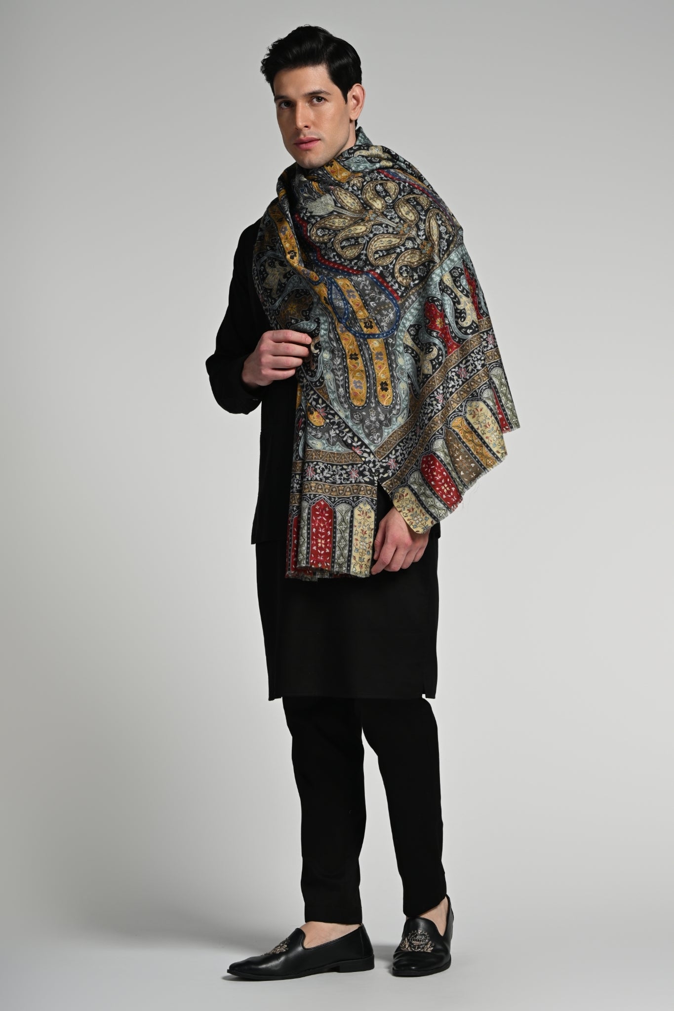 Taroob Embroidered Kashmiri Kalamkari Stole