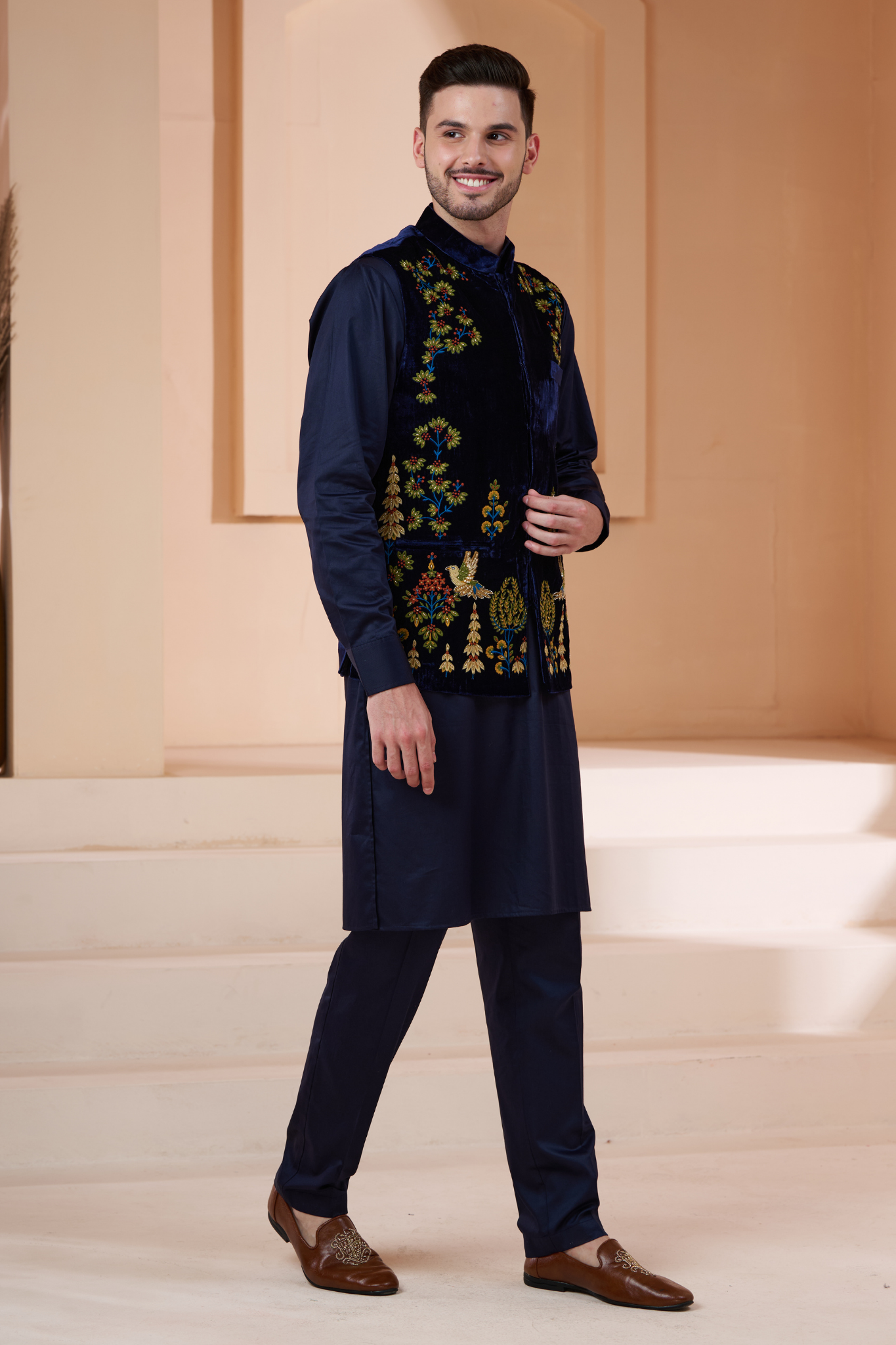 Velvet Embroidered  Nehru Jacket , Men's Bandi