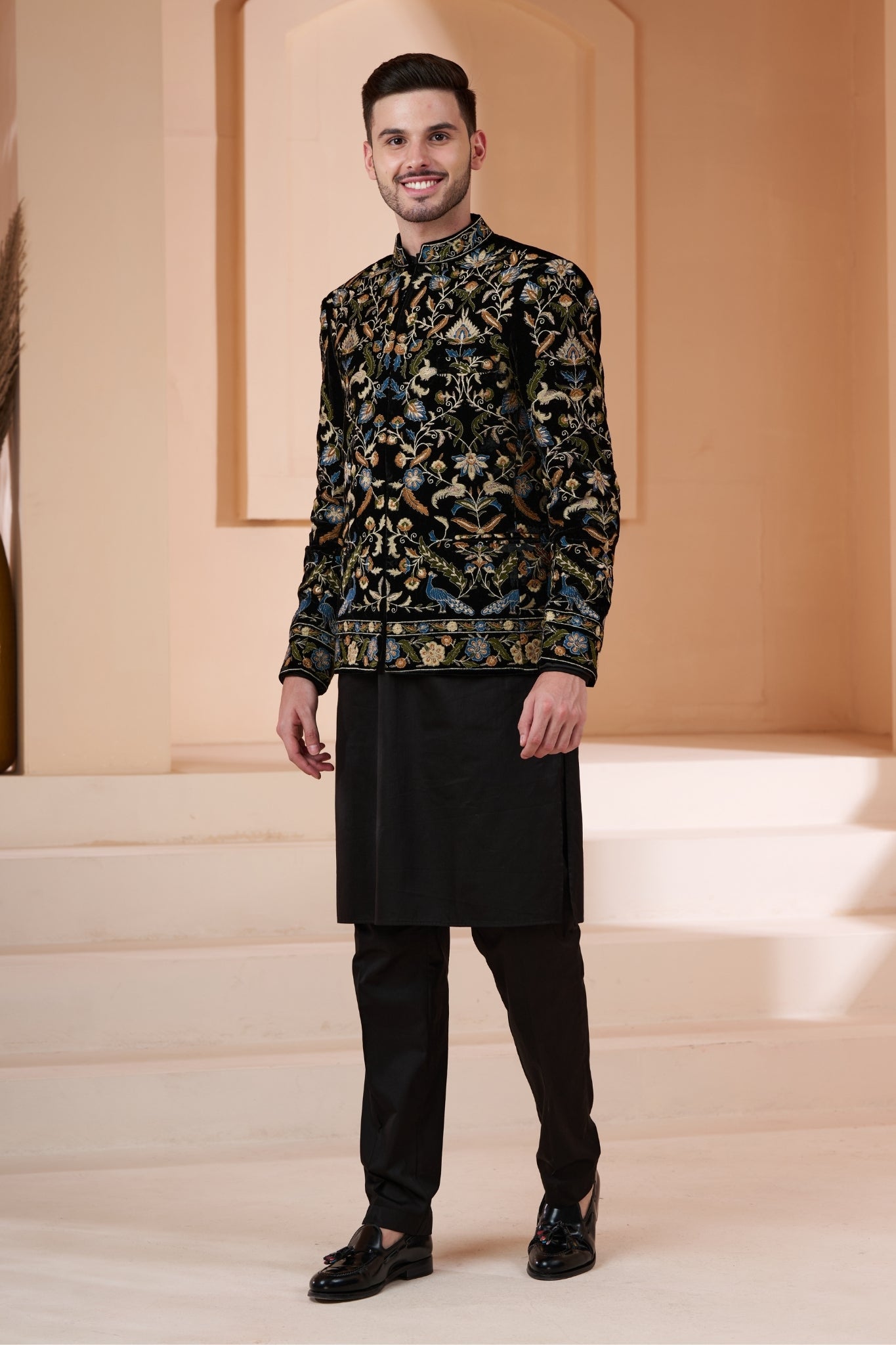 Embroidered Velvet Men's Bandhgala