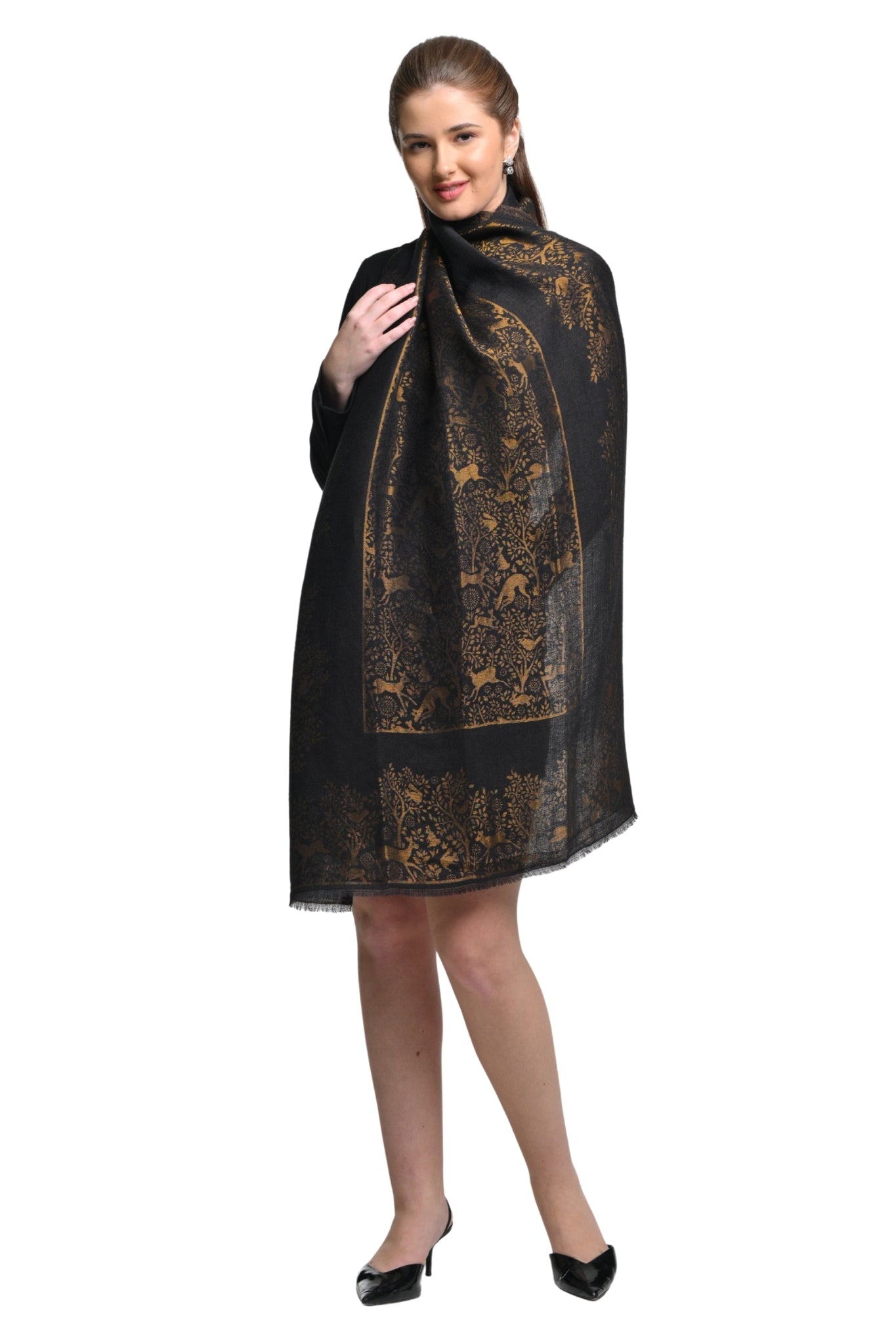 Taroob Fine Wool Shikara Zari Stole