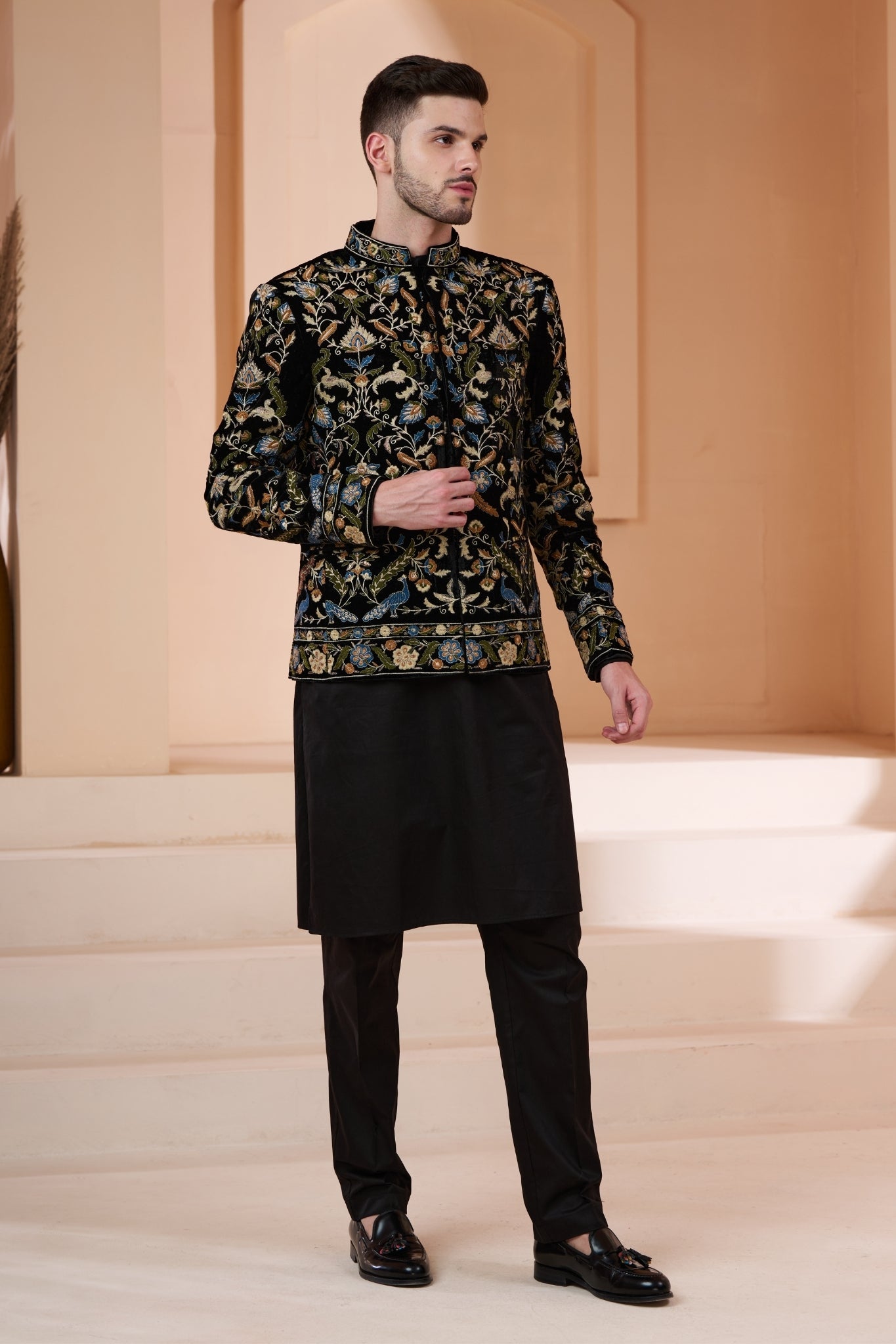 Embroidered Velvet Men's Bandhgala