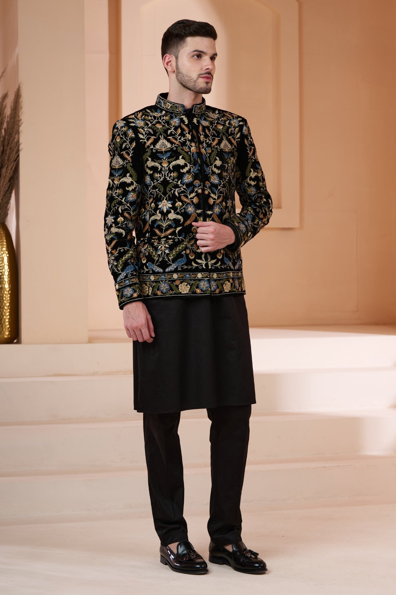 Embroidered Velvet Men's Bandhgala