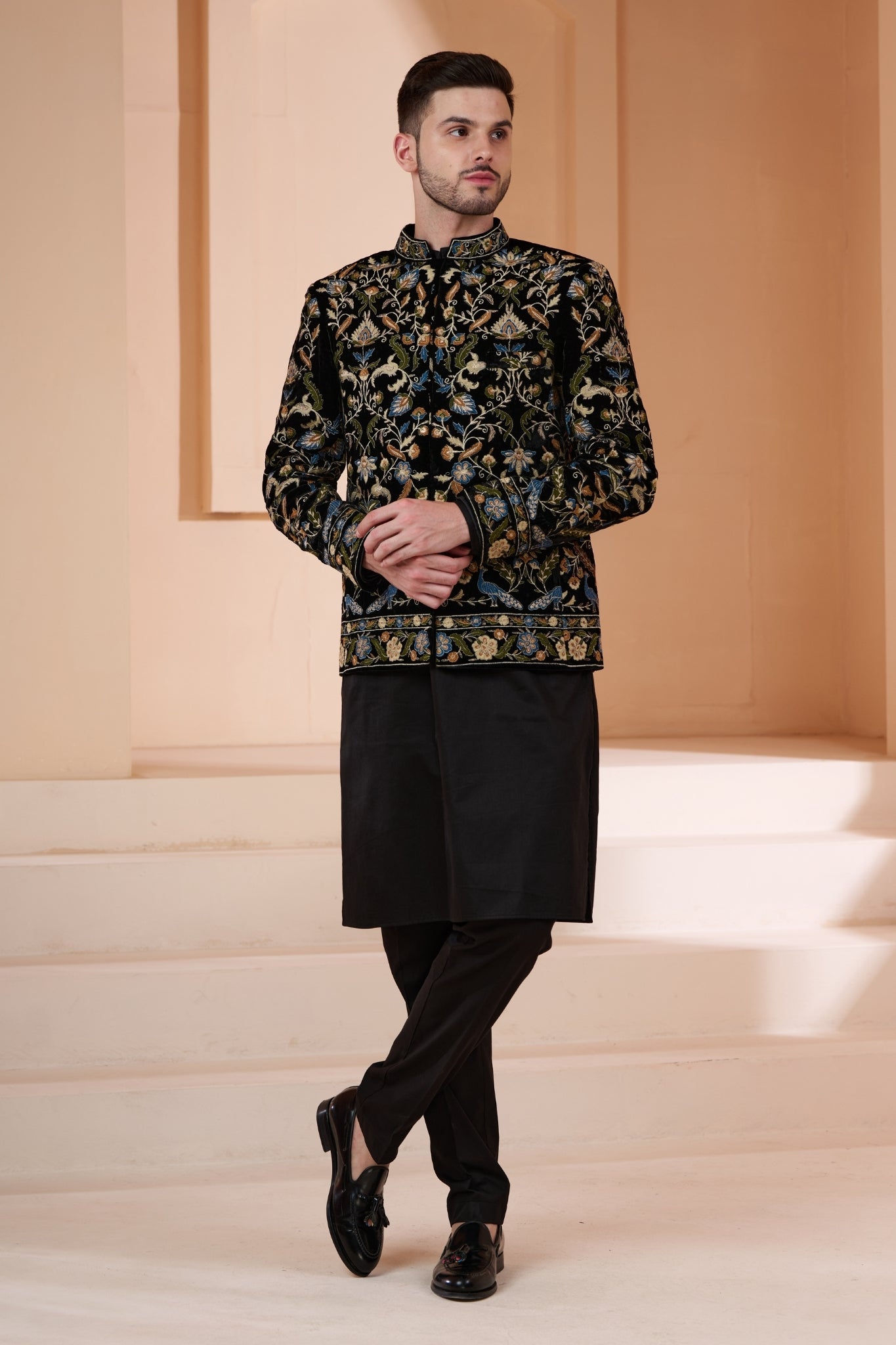 Embroidered Velvet Men's Bandhgala