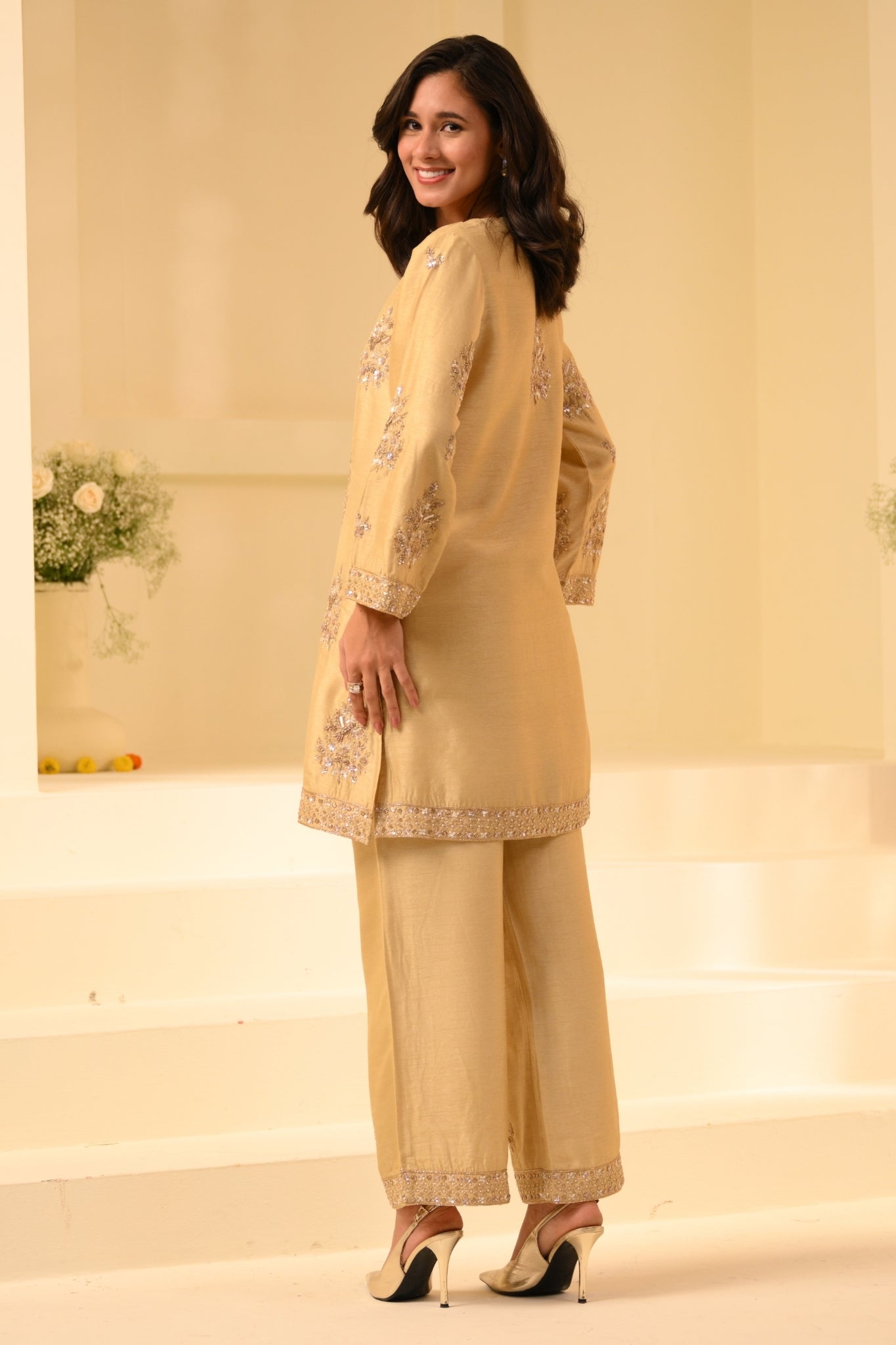 Taroob Royal Zardozi Hand Embellished Kurta Set