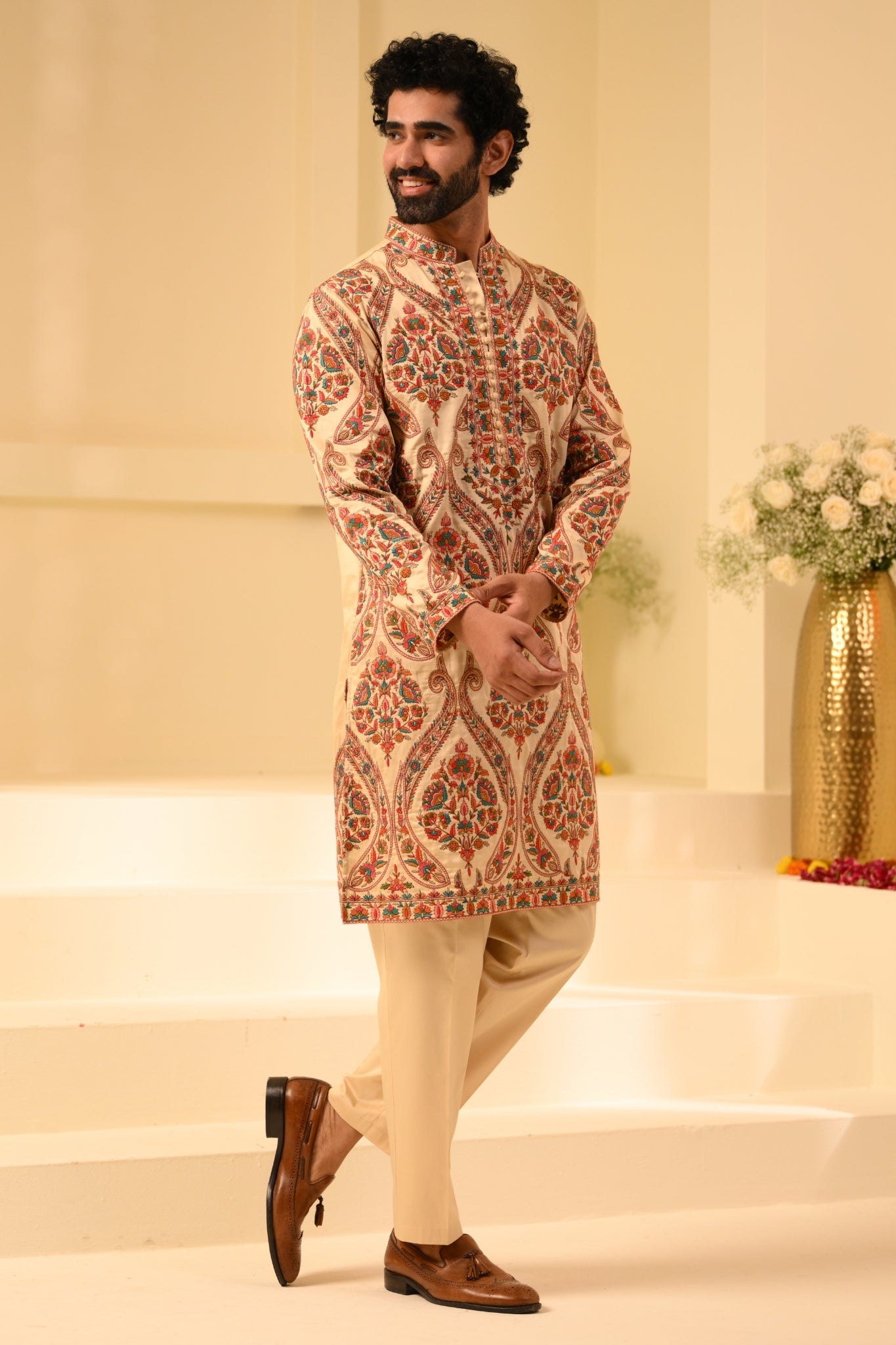 Taroob Shaam-e-Sozni Embroidered Kurta Pajama Set