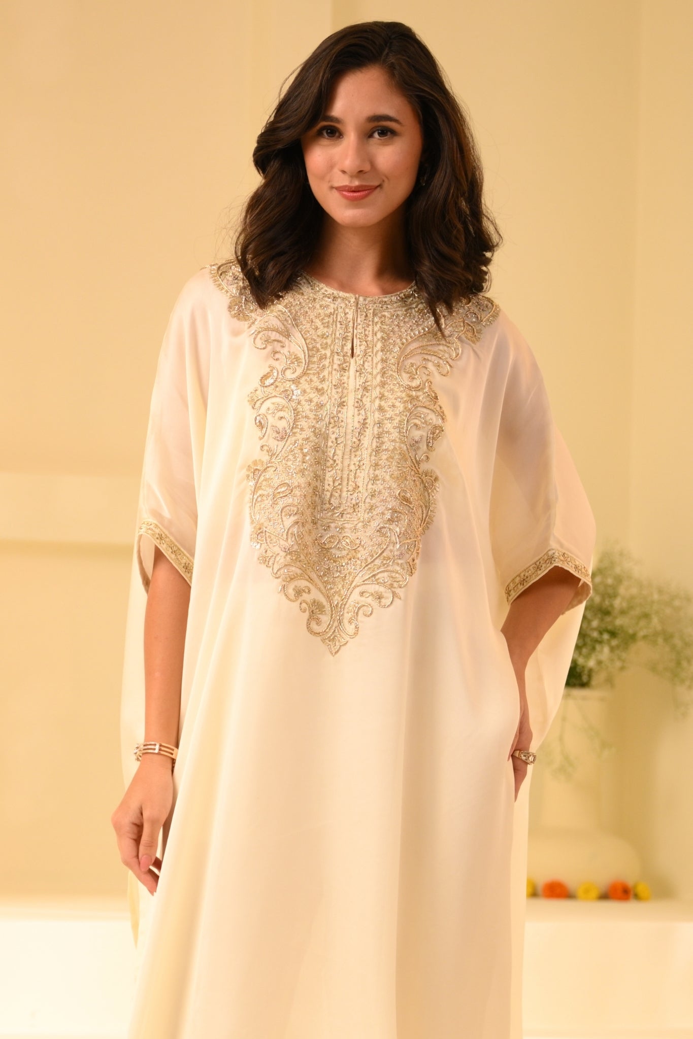 Taroob Hand Zardozi Choga Set