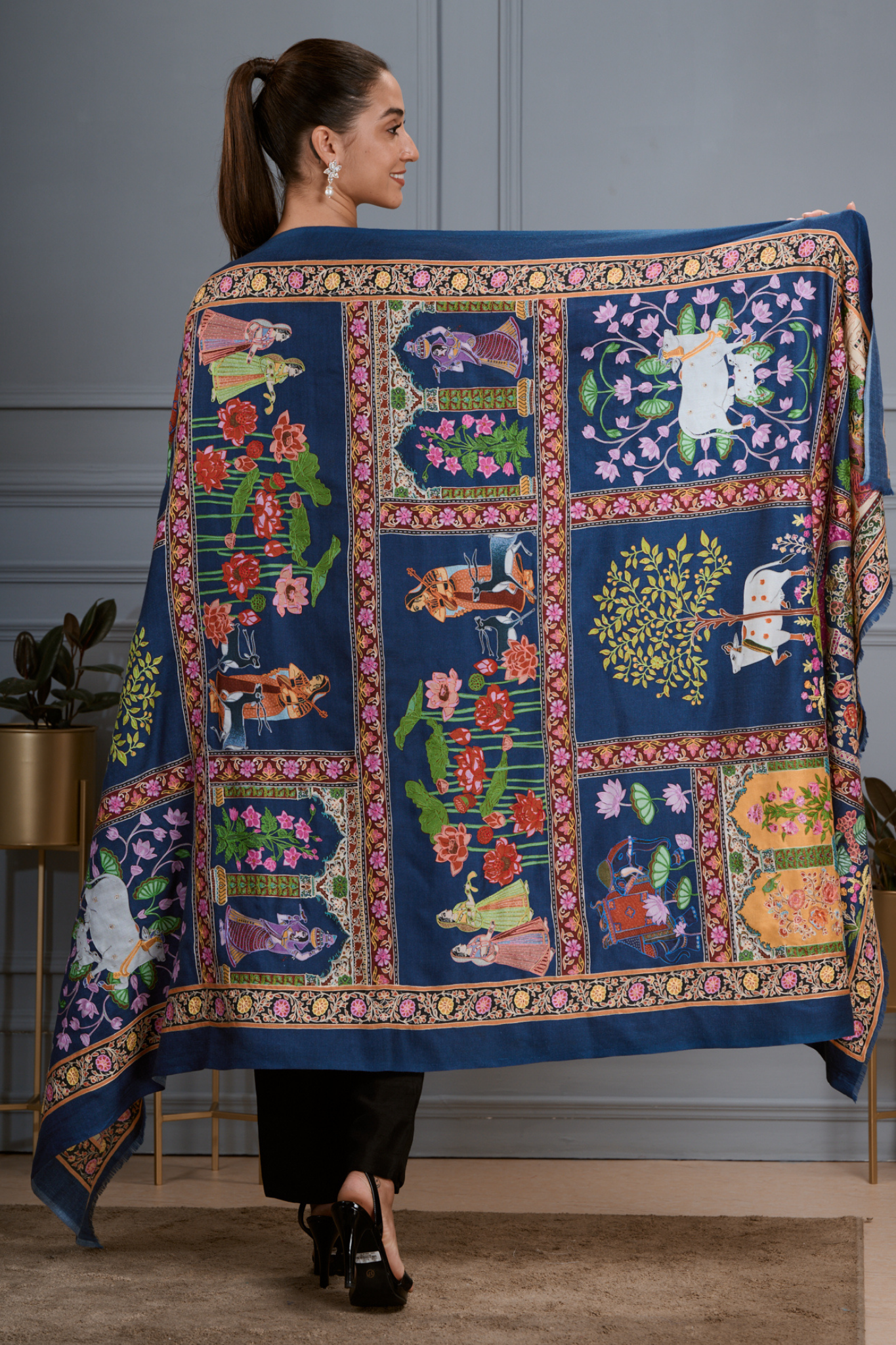 Women's Embroidered Pichwai Kalamkari Shawl