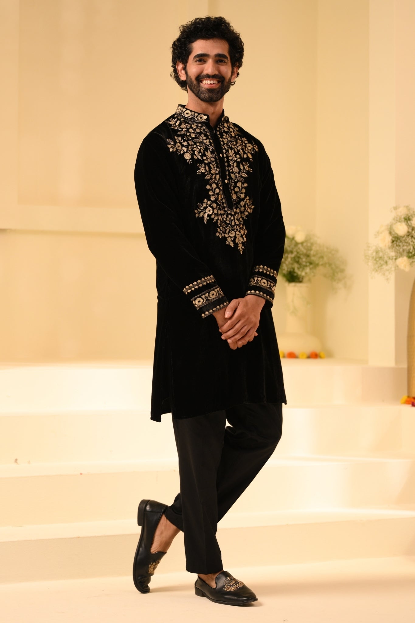 Taroob Hand Embellished Velvet Kurta Pajama Set