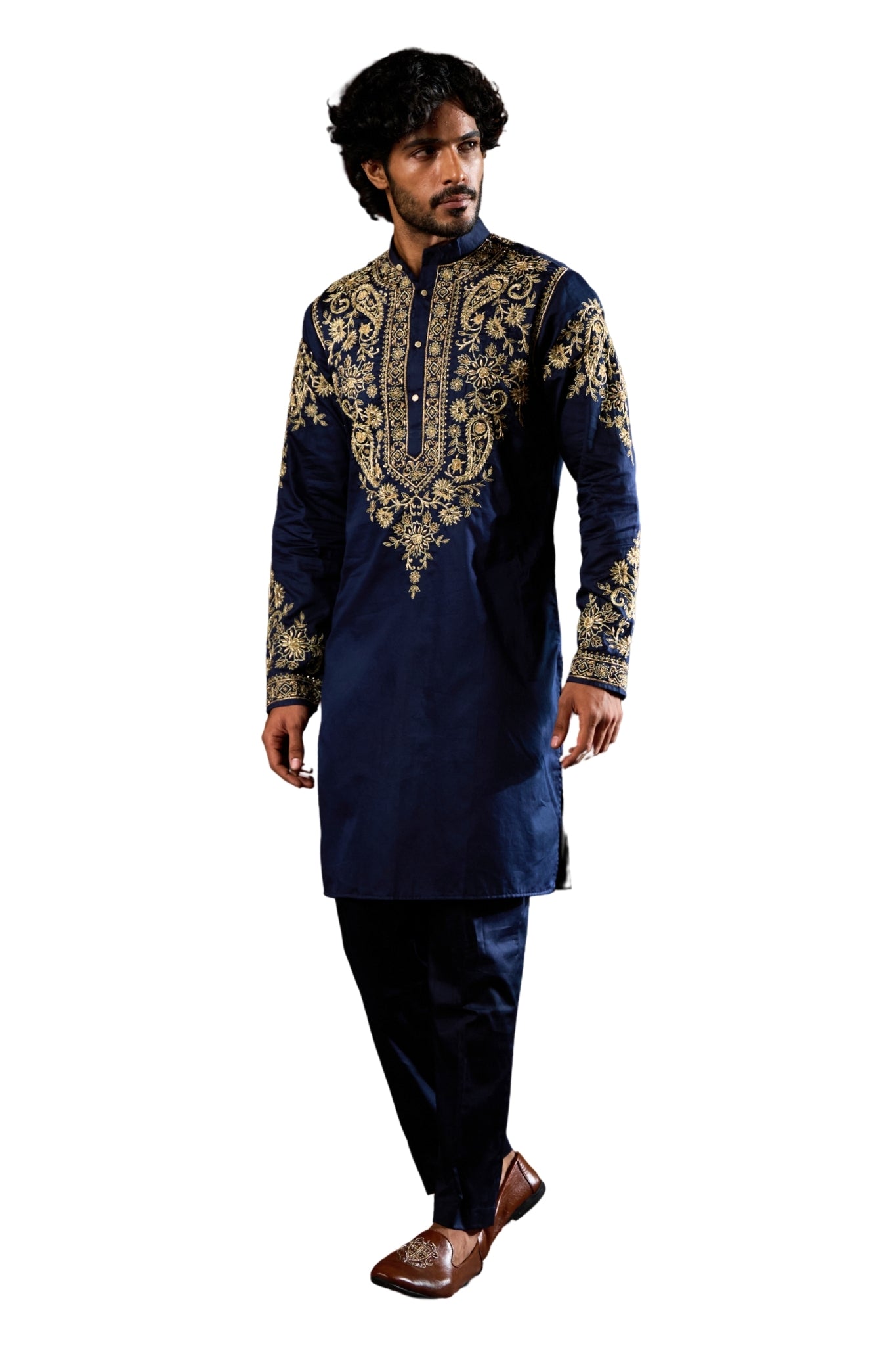 Taroob Hand Zardozni Falaknuma Kurta Set