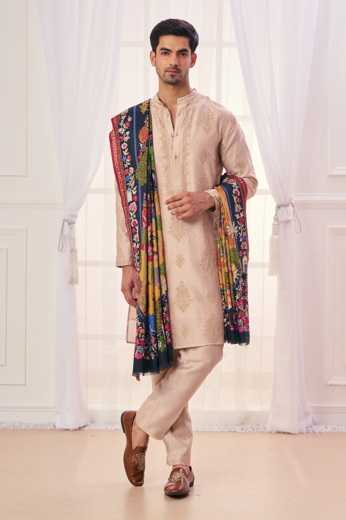 Men's Wool Silk Shikar-dar Kalamkari Emboidered Dusala