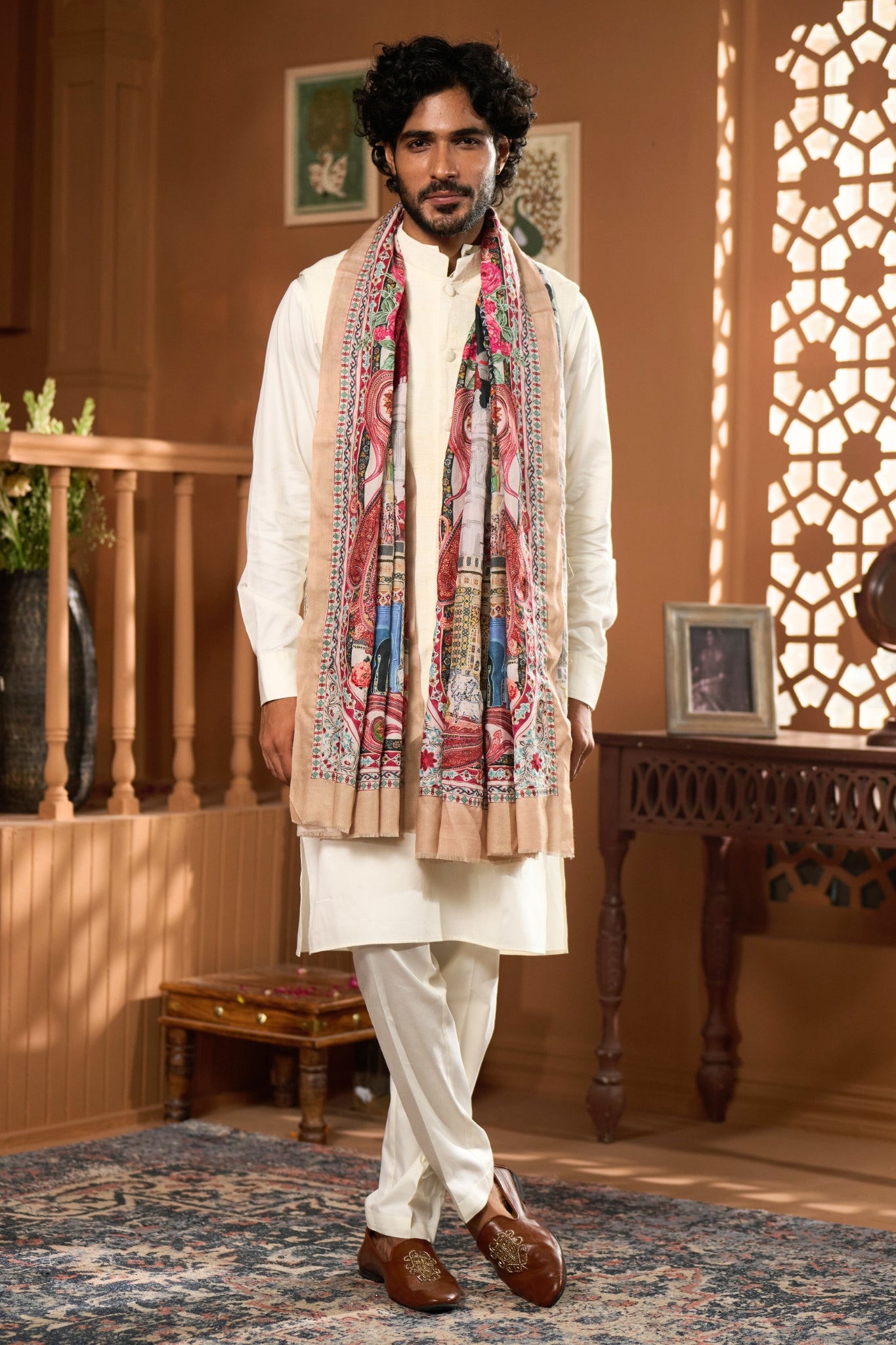 Taroob Fine Wool Maharaj Darbar Kalamkari Shawl