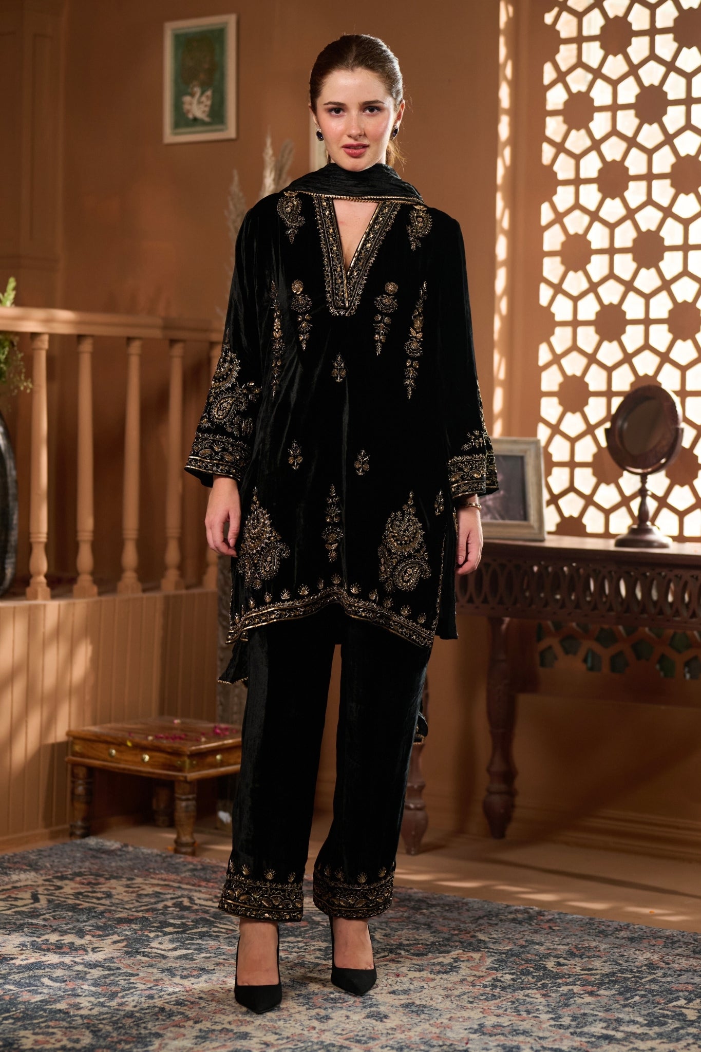 Taroob Velvet Chand Bagh Hand Embellished Kurta Set