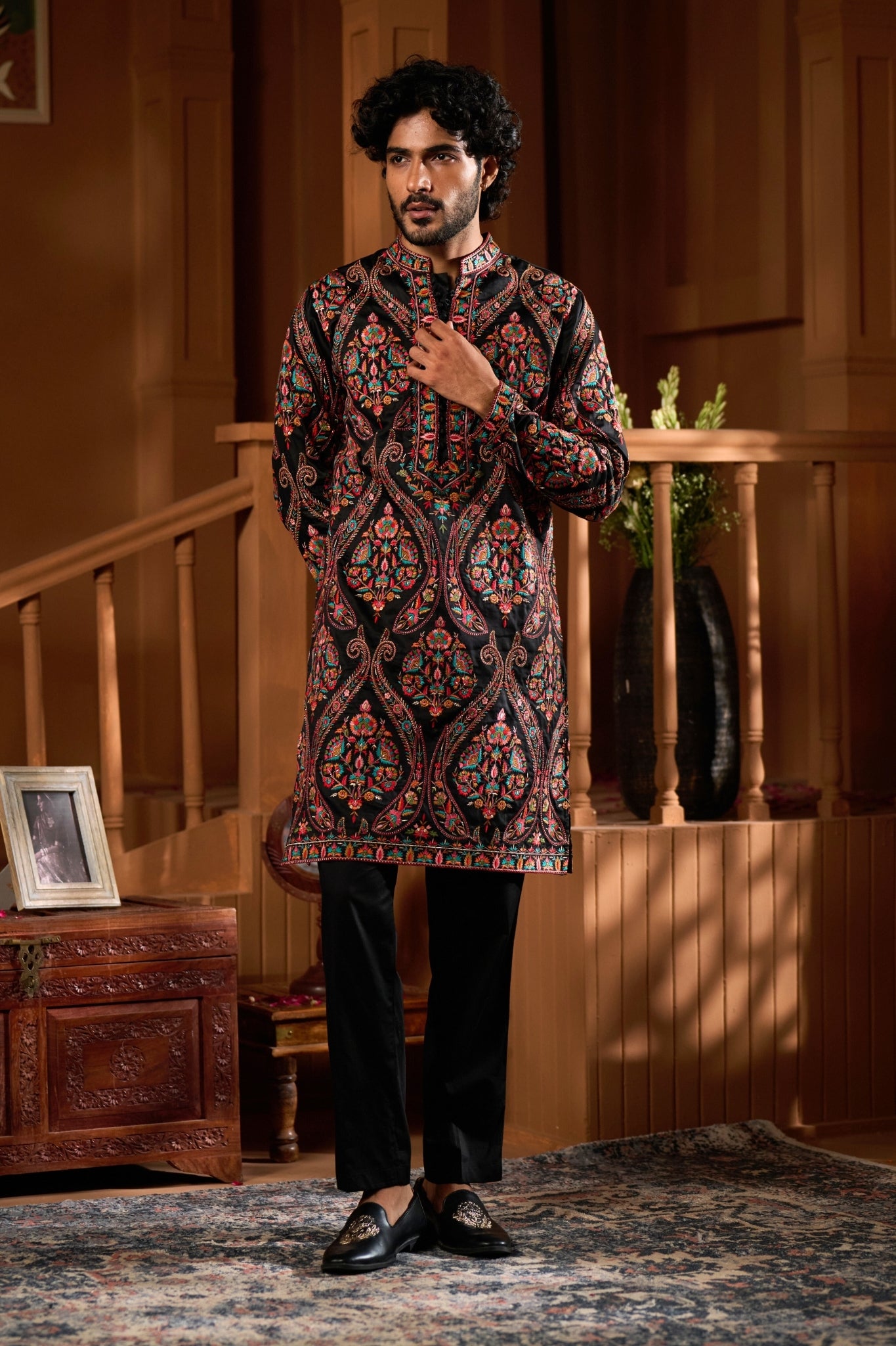 Taroob Shaam-e-Sozni Embroidered Kurta Set