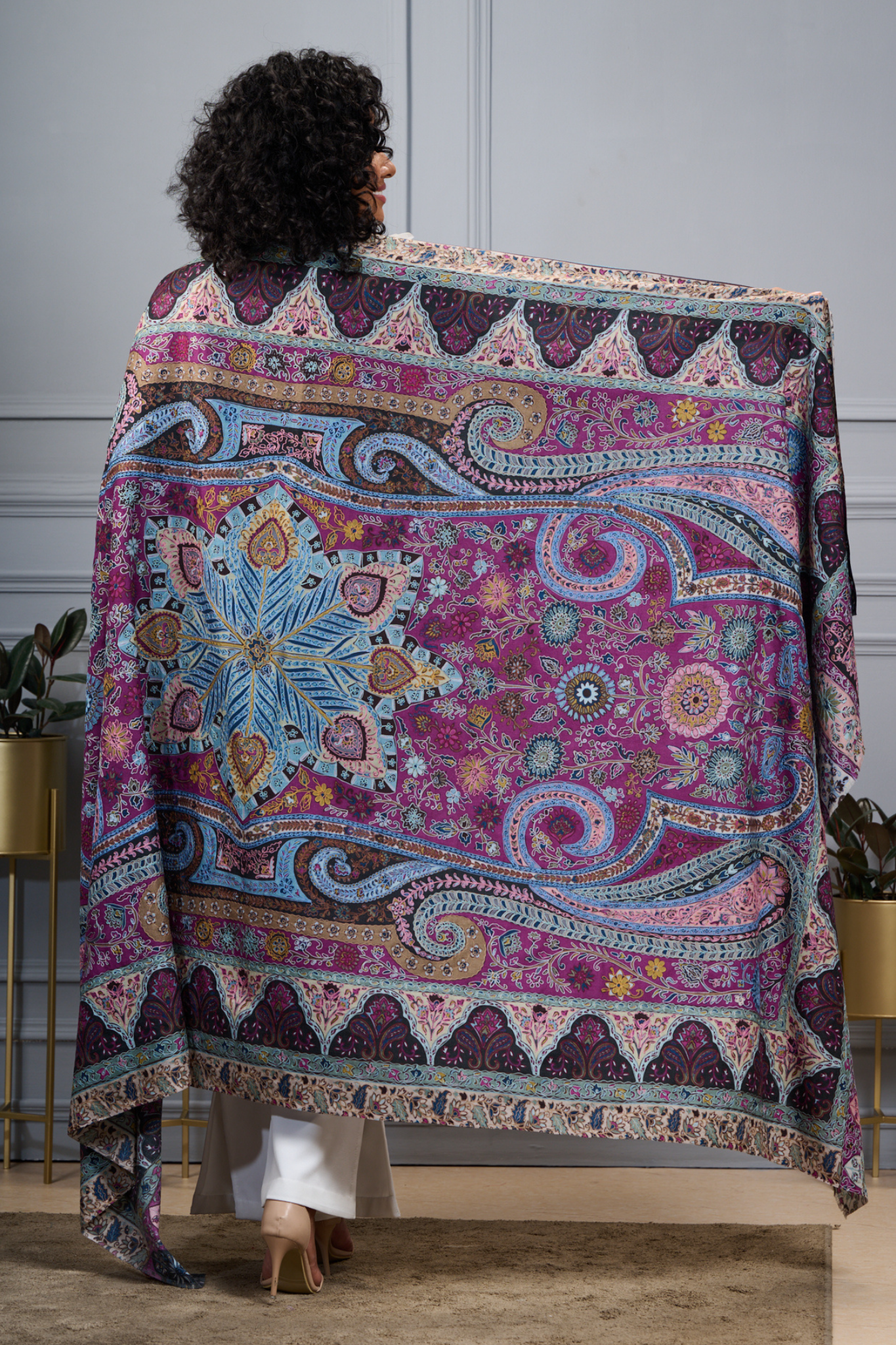 Women's Kashmiri Embroidered Kalamkari Shawl