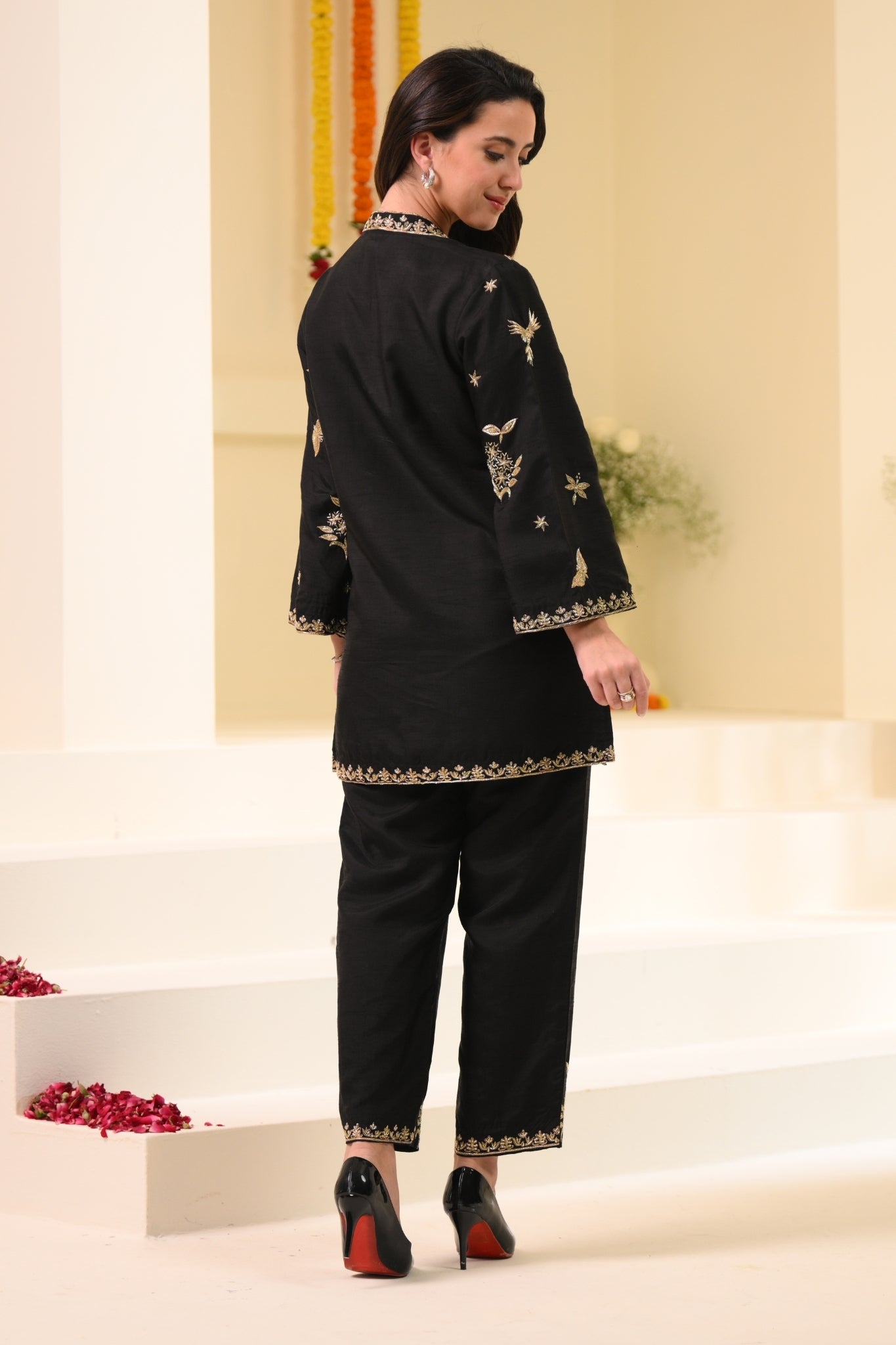 Taroob Flowers & Bugs Hand Embroidered Kurta Set