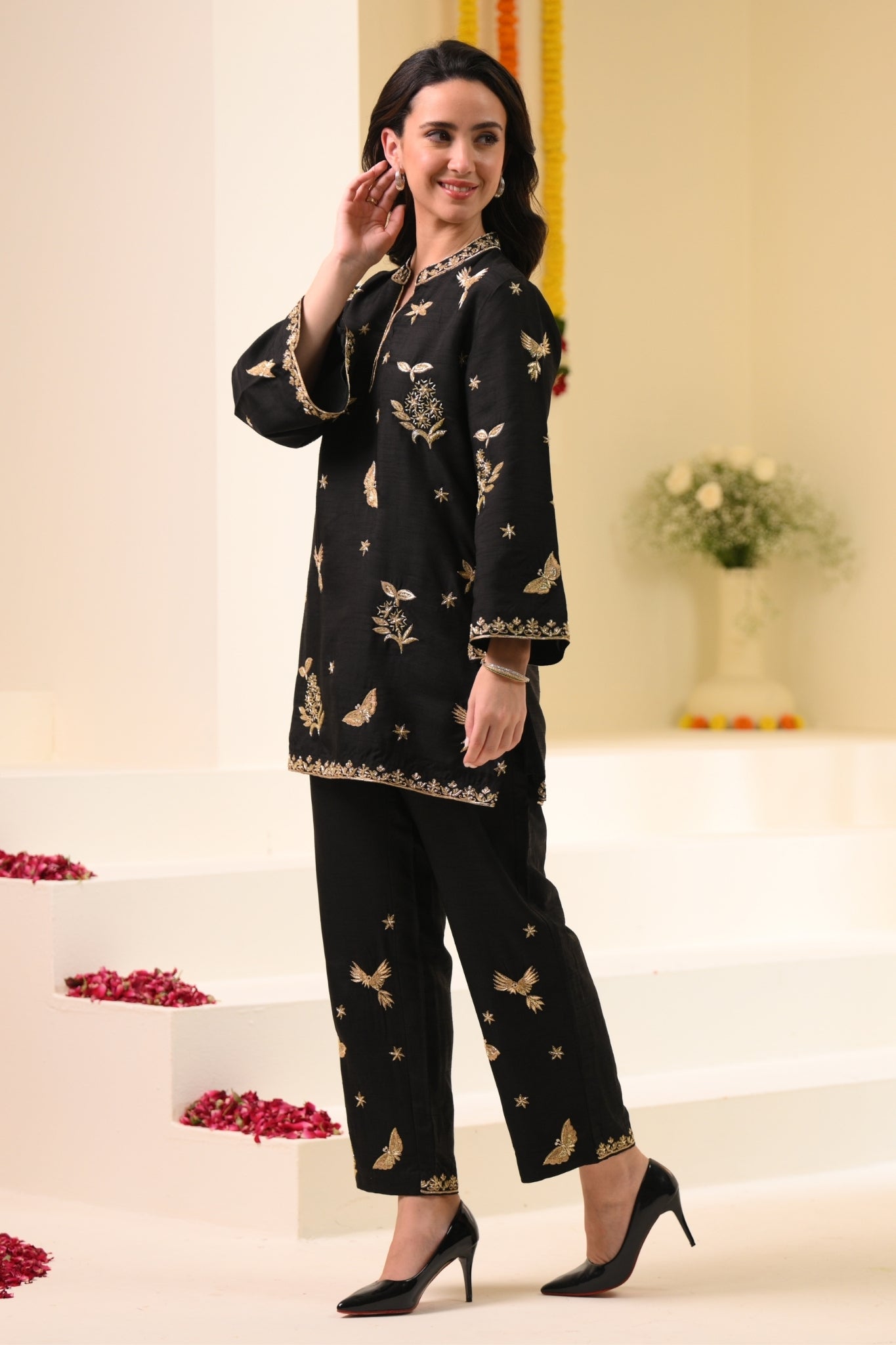 Taroob Flowers & Bugs Hand Embroidered Kurta Set