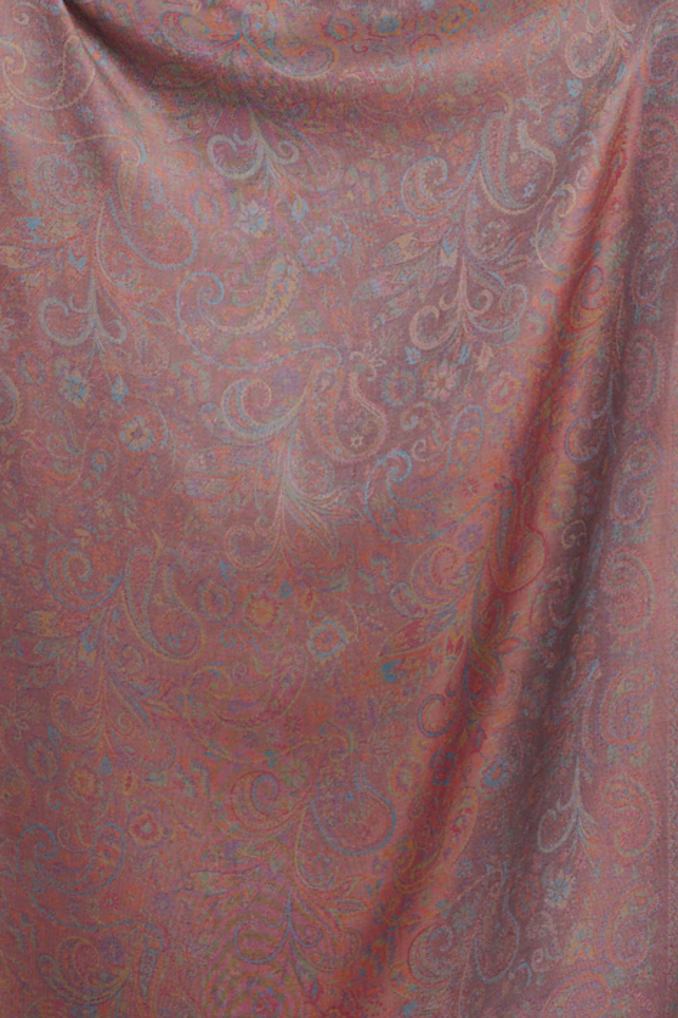 Women's Majecstic Paisley Silk Jamawar Stole