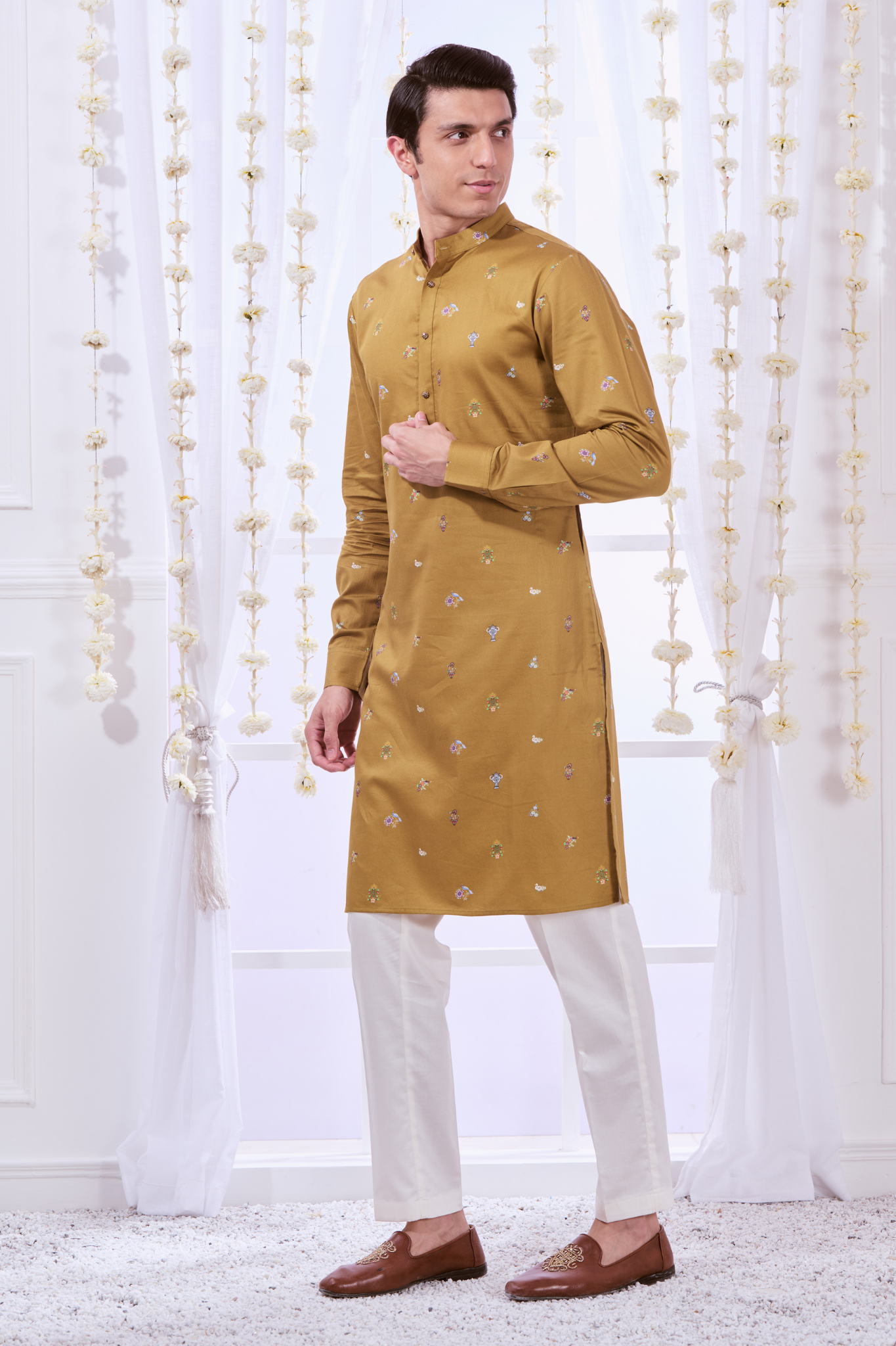 Mughal Darbar Printed Kurta Pajama Set