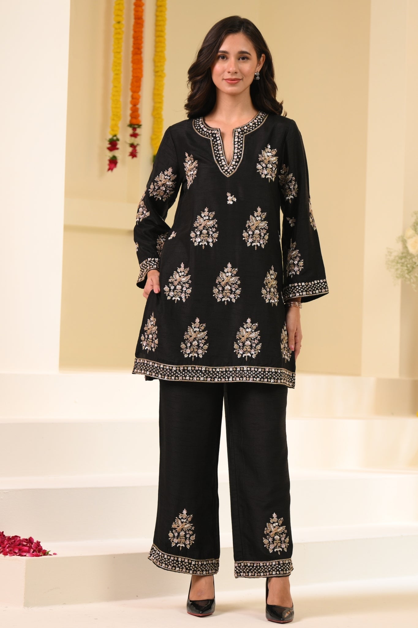 Taroob Royal Zardozi Hand Embellished Kurta Set