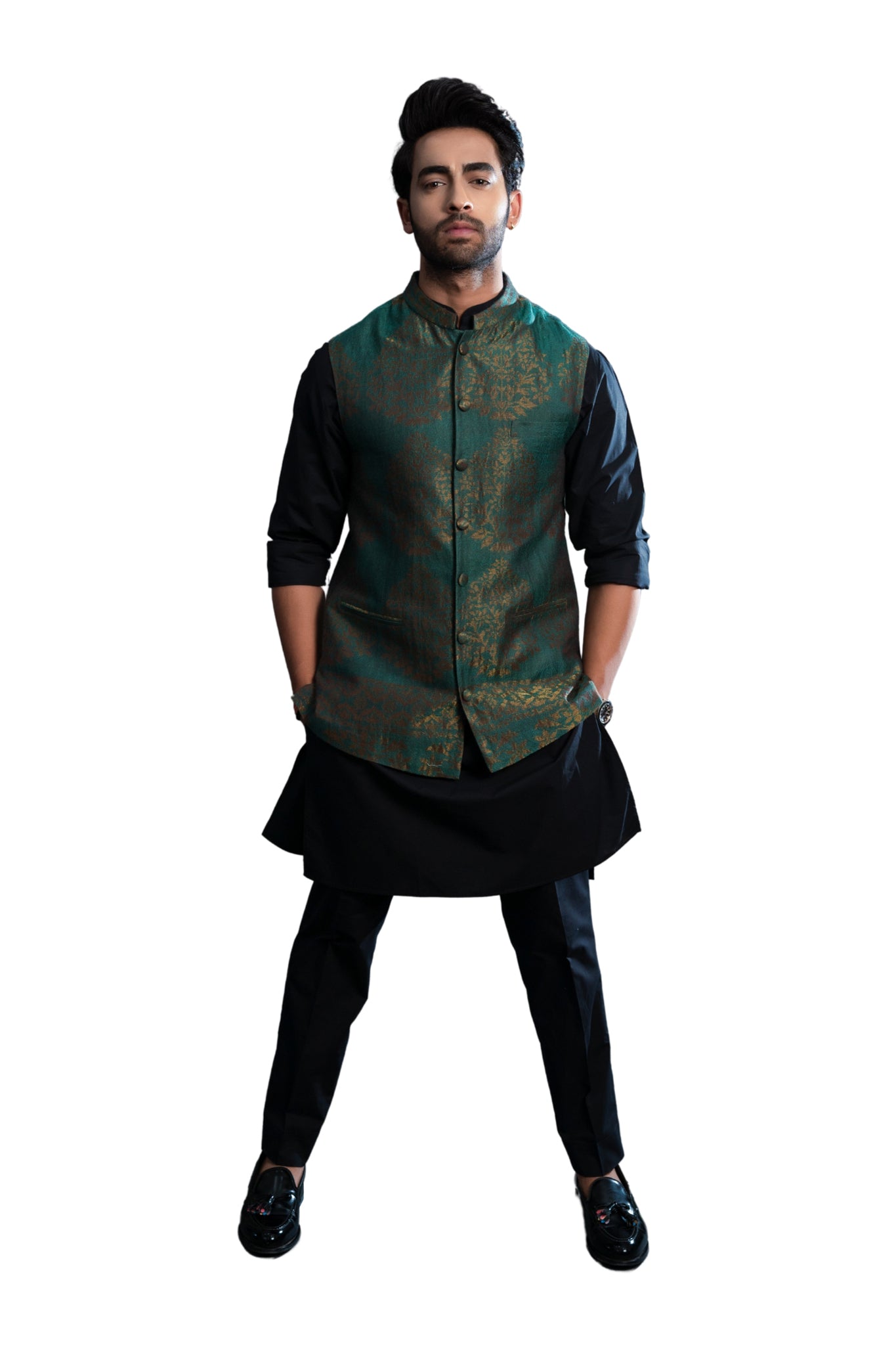 Top 9 Navratri Outfit Ideas for Men